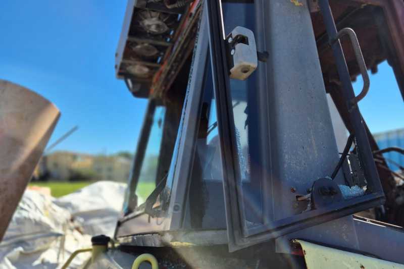 OmecoHub - Immagine NEW HOLLAND D180